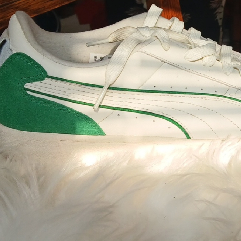 Puma White and Green Athletic Shoes